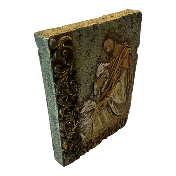Vintage Shepherd Wall Plaque with Gold Accents - Picture 5 of 8